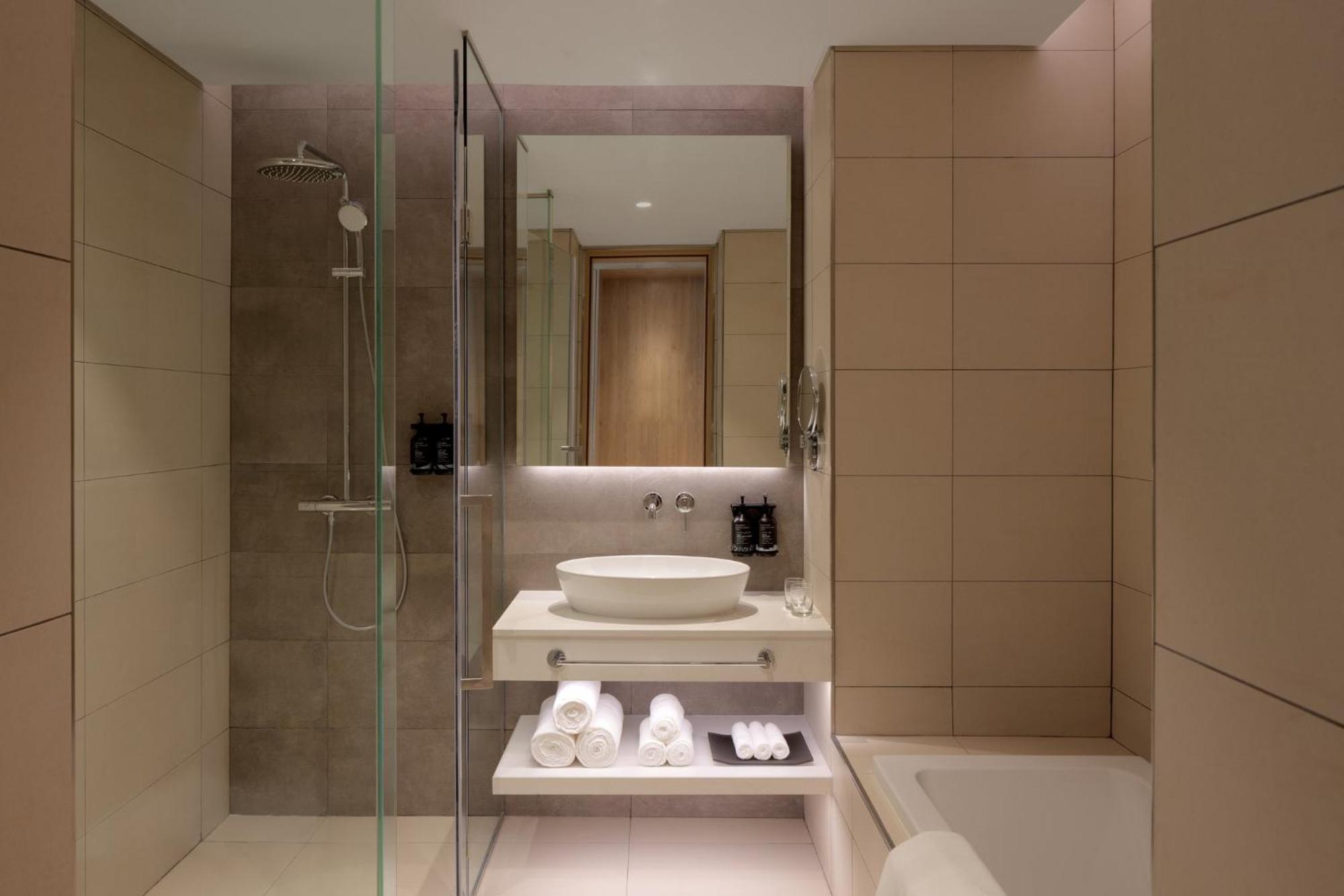Holiday Inn Dubai Business Bay By Ihg Extérieur photo